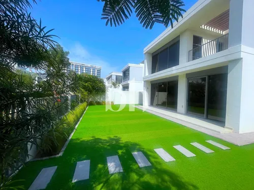 Amazing Location | Green Belt | Spacious