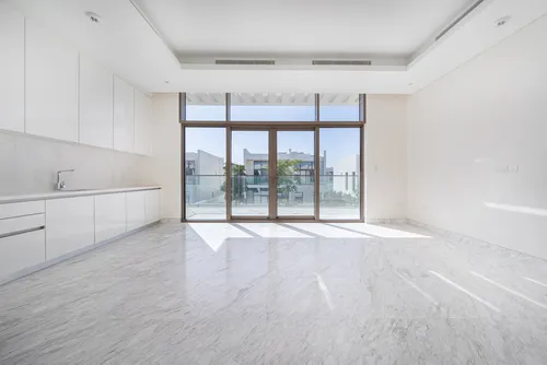 4 Bedrooms Villa in District One Phase III A