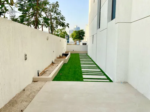 4 Bedrooms Villa in District One Phase III A