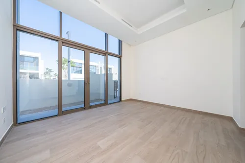 4 Bedrooms Villa in District One Phase III A