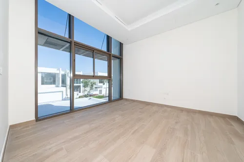 4 Bedrooms Villa in District One Phase III A
