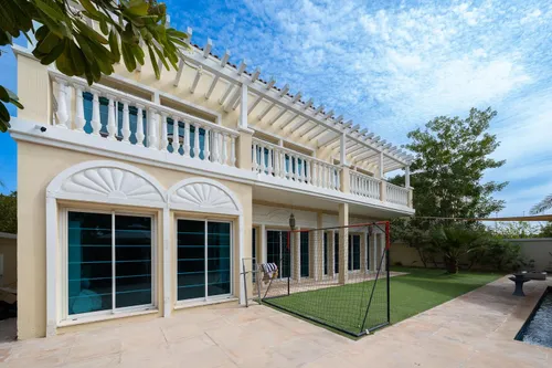 5 Bedrooms Villa in Mediterranean Villas