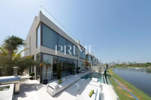 Exclusive | Premium Quality  | Lake View
