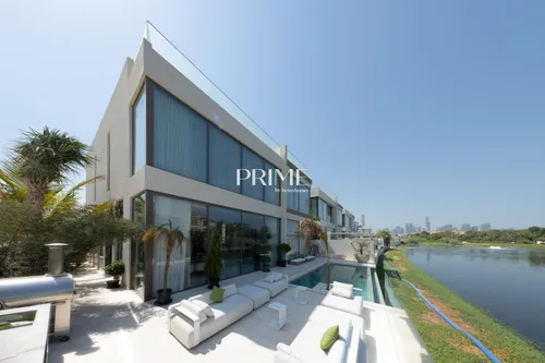 6 Bedrooms Villa in Jumeirah Park Homes