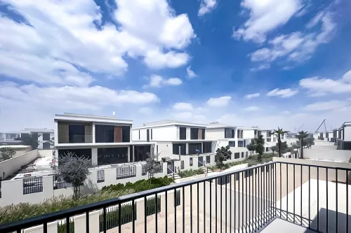 5 Bedrooms Villa in Harmony 2