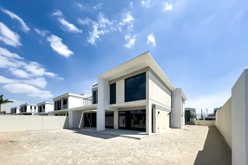5 Bedrooms Villa in Harmony 2