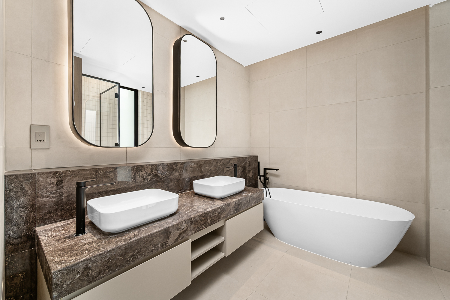 5 Bedrooms Villa in Harmony 2