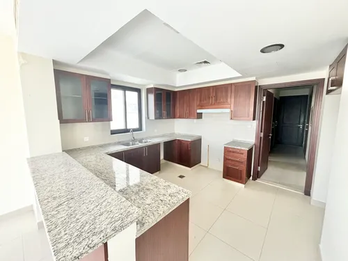 3 Bedrooms Villa in Samara