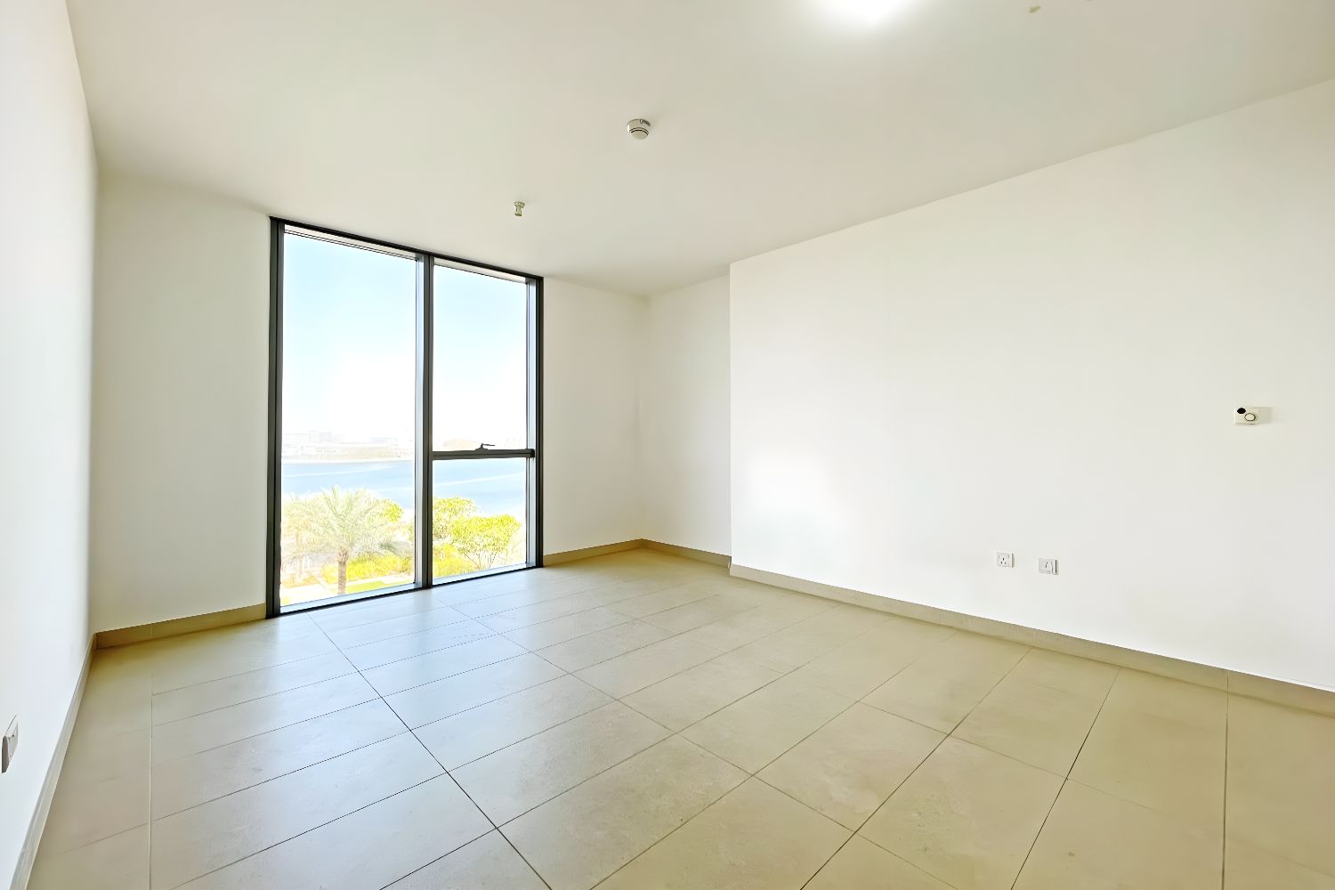 2 Bedrooms Apartment in Building A