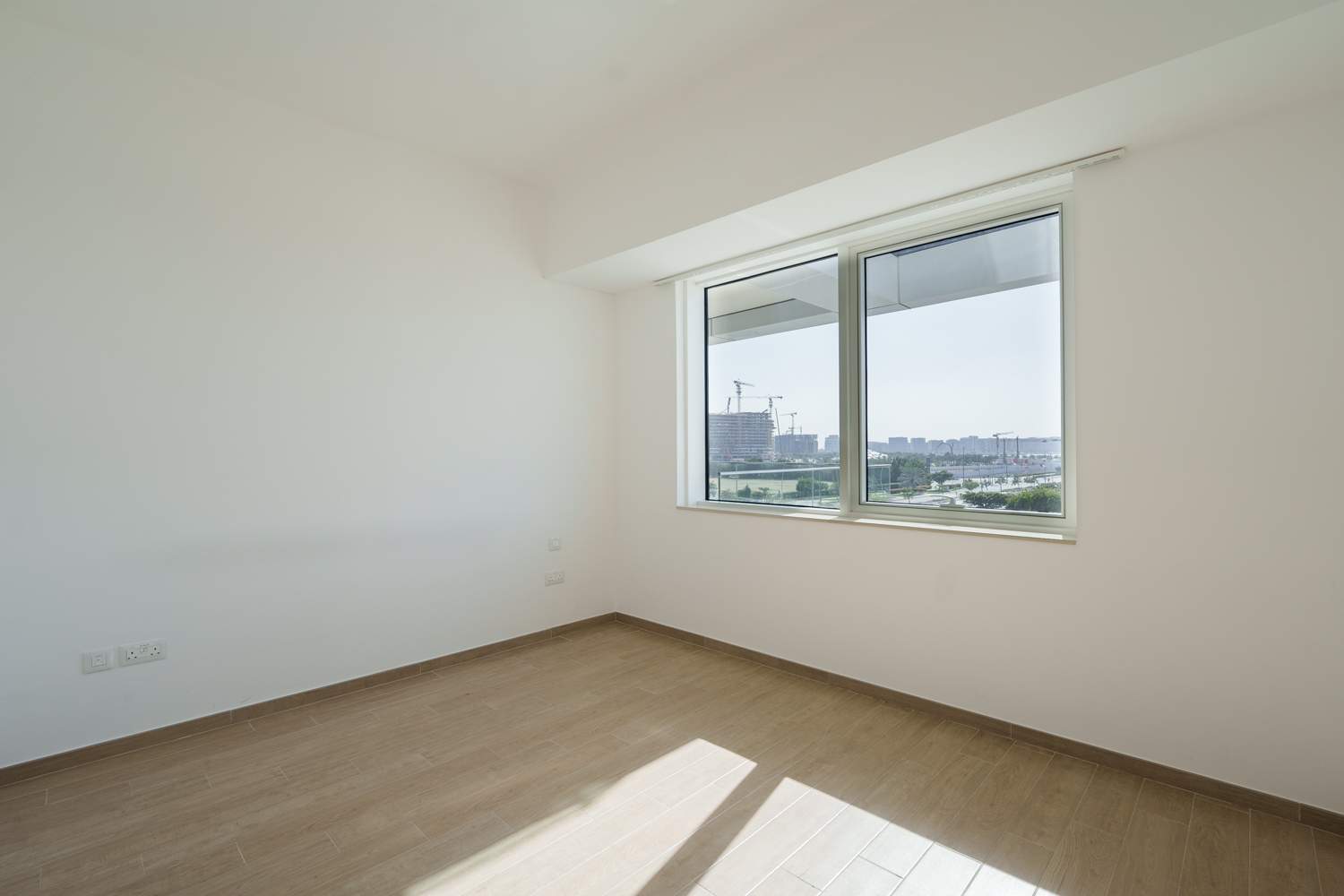 2 Bedrooms Apartment in Mayan 5