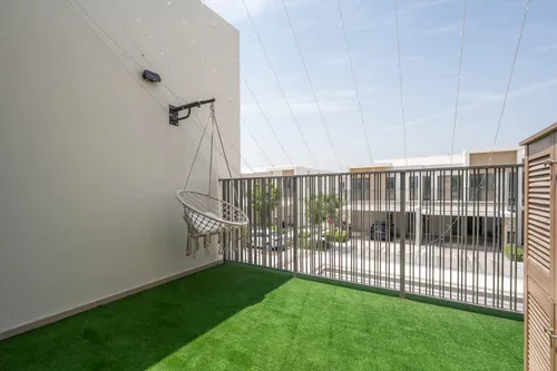 3 Bedrooms Townhouse in Elan 1