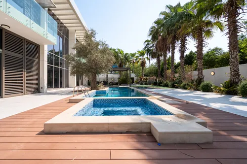 6 Bedrooms Villa in District One Villas