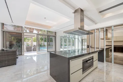 6 Bedrooms Villa in District One Villas