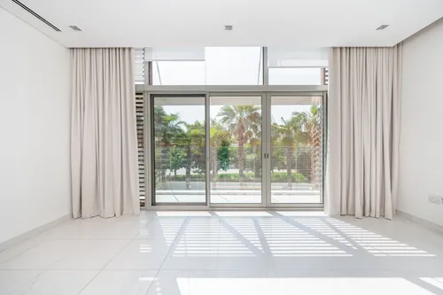 6 Bedrooms Villa in District One Villas