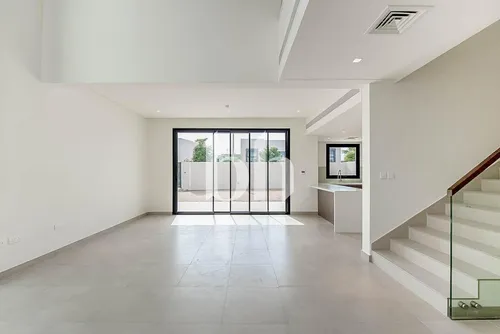 Ready To Move In l Single Row l Type X