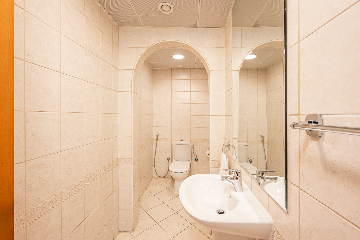 1 Bedroom Apartment in Roda Al Murooj