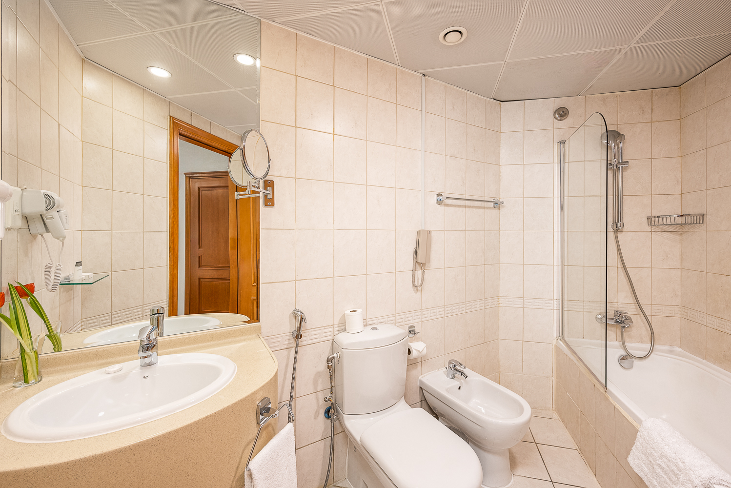 1 Bedroom Apartment in Roda Al Murooj