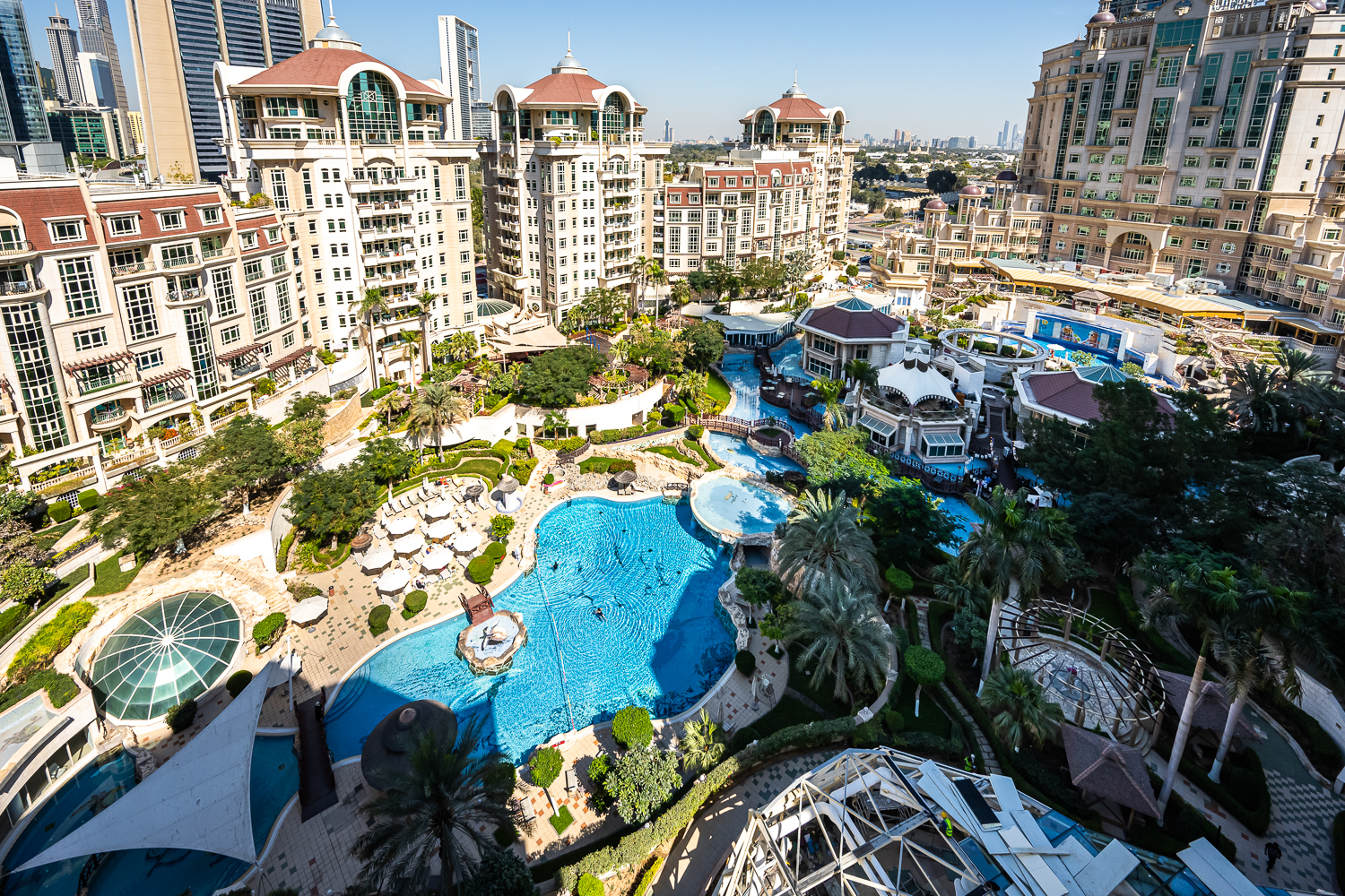 4 Bedrooms Penthouse in Roda Al Murooj