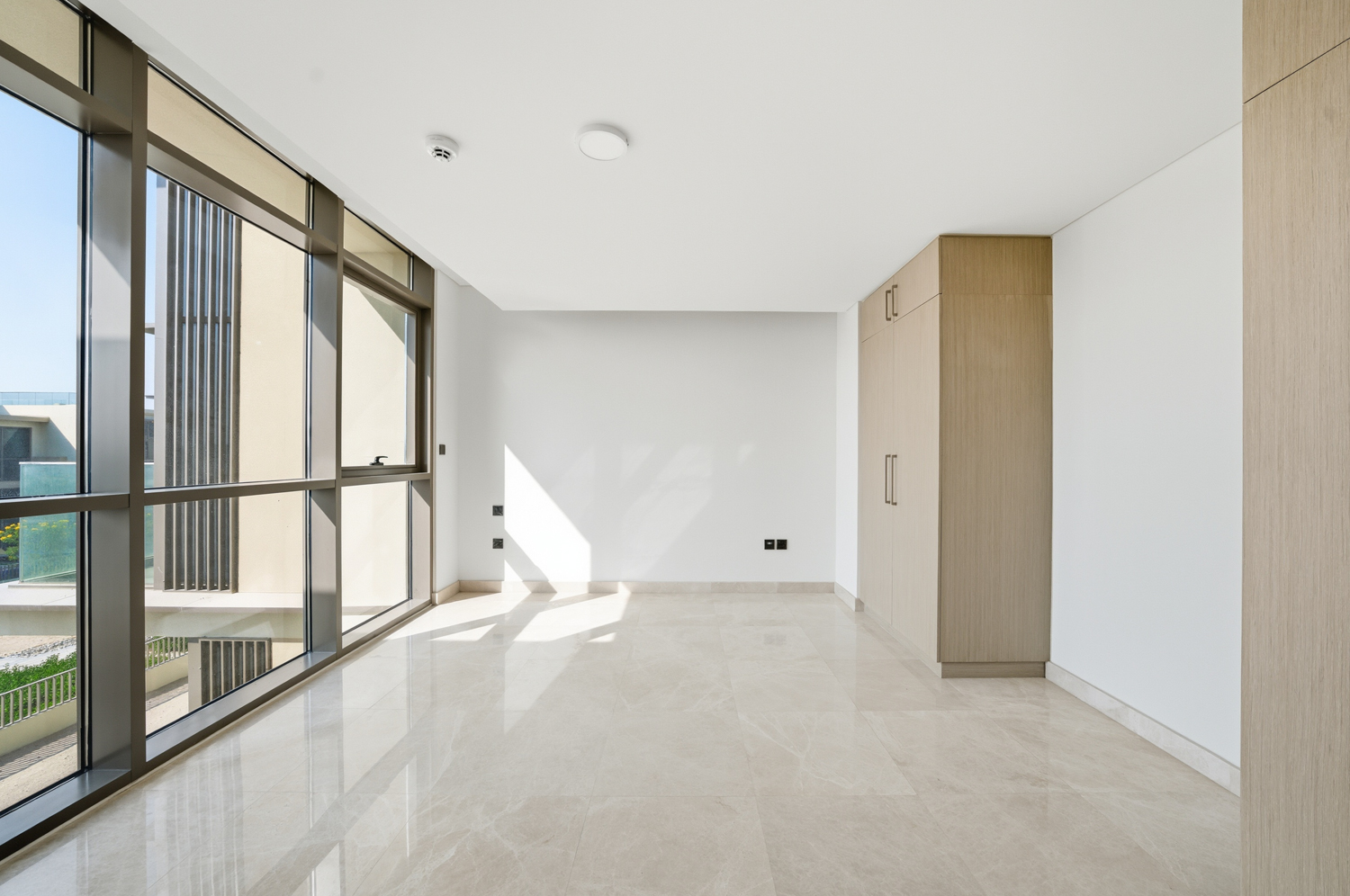 5 Bedrooms Villa in Golf Place 2