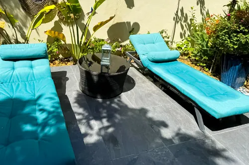 5 Bedrooms Villa in The Field