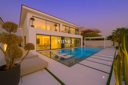 Golf Course view | Completely Unique | Turnkey