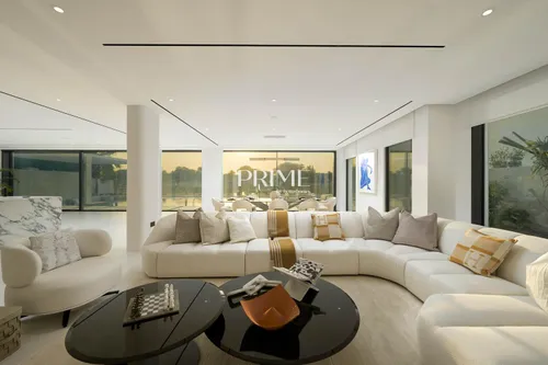 5 Bedrooms Villa in Sienna Views