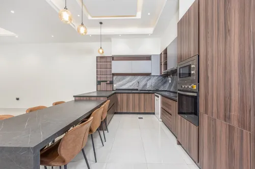 4 Bedrooms Townhouse in District 1A