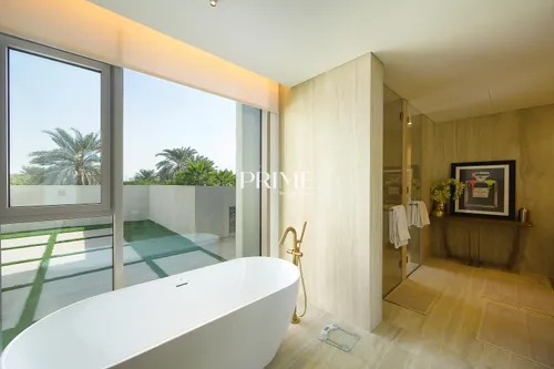 4 Bedrooms Villa in Entertainment Foyer