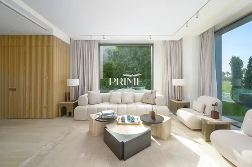 4 Bedrooms Villa in Entertainment Foyer