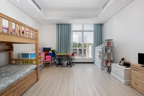 2 Bedrooms Townhouse in Al Burooj Residence 1