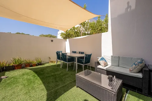 2 Bedrooms Townhouse in Al Burooj Residence 1