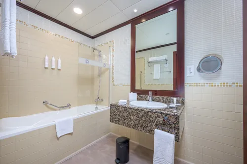 2 Bedrooms Hotel Apartment in Delta Hotels by Marriott Jumeirah Beach