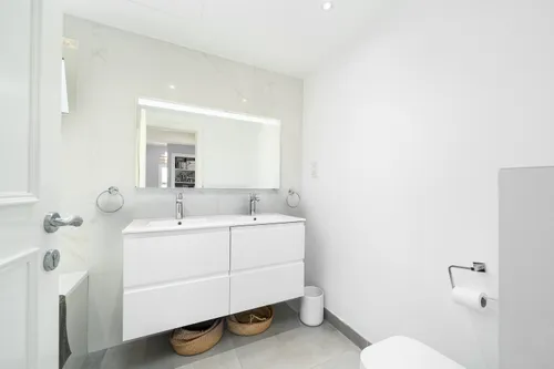 3 Bedrooms Villa in Maeen 5