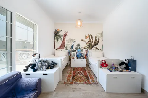 3 Bedrooms Villa in Maeen 5