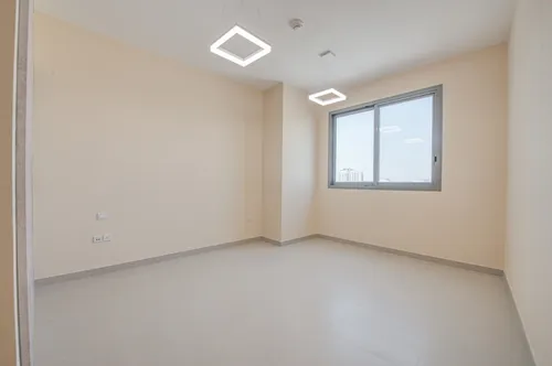 3 Bedrooms Apartment in Blue Reef Building