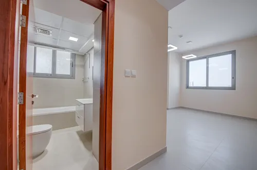 3 Bedrooms Apartment in Blue Reef Building