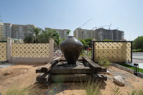 6 Bedrooms Villa in B Villas