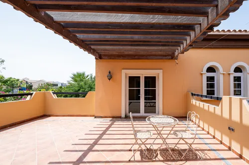 5 Bedrooms Villa in The Aldea