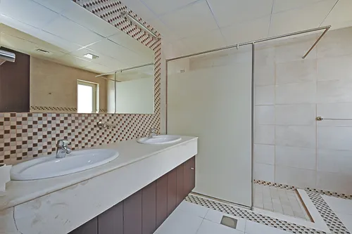 5 Bedrooms Villa in The Aldea