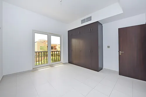 5 Bedrooms Villa in The Aldea