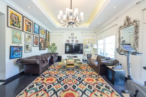 5 Bedrooms Villa in Hacienda