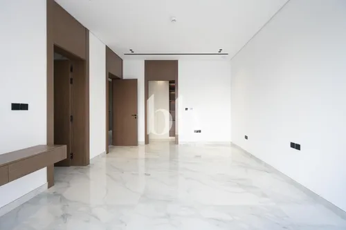 5 Bedrooms Villa in Jumeirah Park Homes