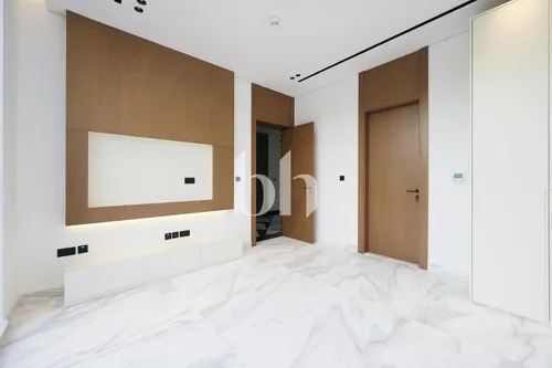 5 Bedrooms Villa in Jumeirah Park Homes