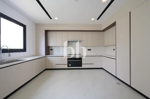 5 Bedrooms Villa in Jumeirah Park Homes