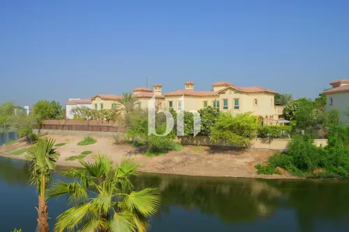 5 Bedrooms Villa in Jumeirah Park Homes