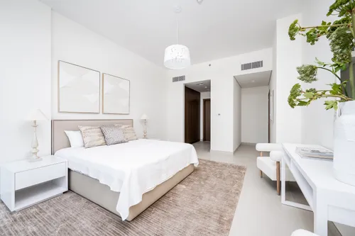 3 Bedrooms Apartment in Canal Front Residence 7