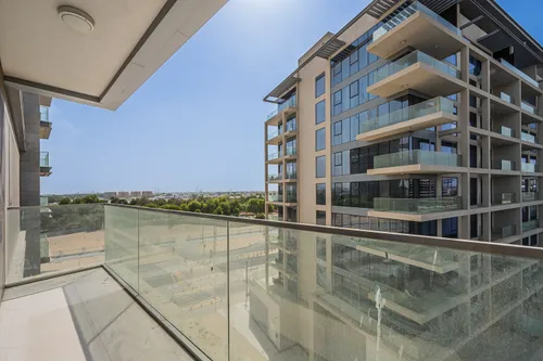 3 Bedrooms Apartment in Canal Front Residence 7