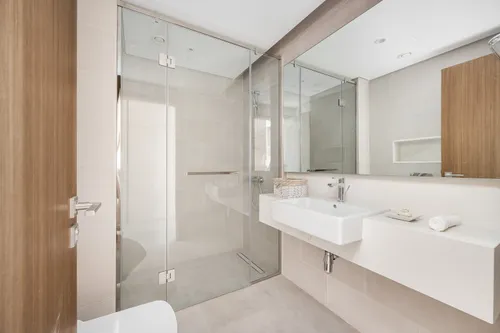 3 Bedrooms Apartment in Canal Front Residence 7