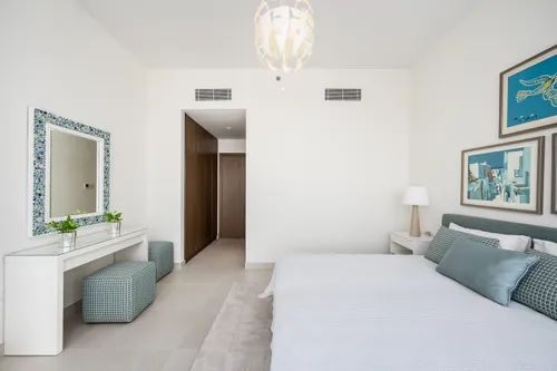3 Bedrooms Apartment in Canal Front Residence 7