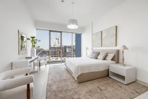 3 Bedrooms Apartment in Canal Front Residence 7